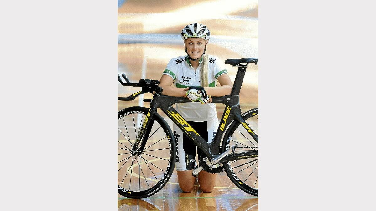 Tasmanian cyclist Macey Stewart has set her sights firmly on representing Australia at both track and road world titles.