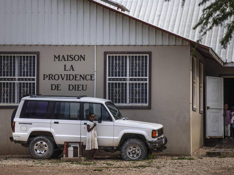 A gang who kidnapped 17 US missionaries demands $US1m ($A1.3m) per captive in ransom, report say.