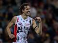 Max King kicked the final four goals as St Kilda overran Adelaide late to win their AFL clash.