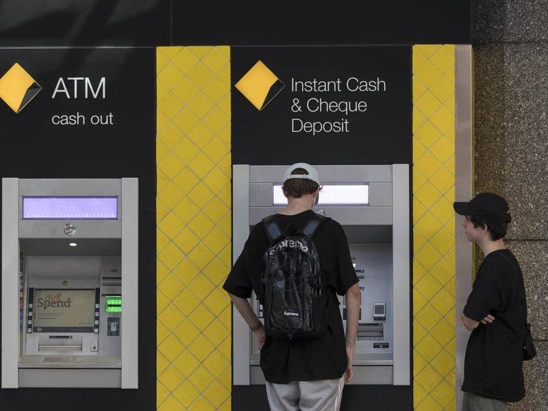 Commonwealth Bank says services are being restored after issues affecting customers. (Glenn Hunt/AAP PHOTOS)
