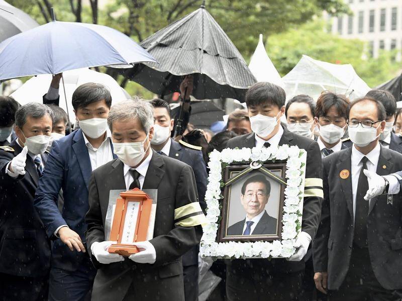 The funeral for Seoul Mayor Park Won Soon attracted ire from some, after sexual harassment claims.