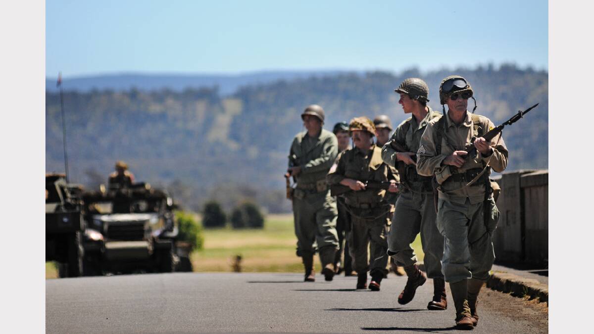 Midlands Military Meet and Rendezvous on the 1836 MacQuarie River Bridge at Ross in the 2012 event.