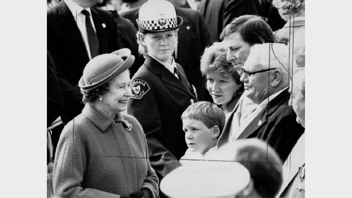 Queen Elizabeth and Prince Philip's 1988 royal visit | The Queen talks to the crowds after the Anzac Day service in Hobart.