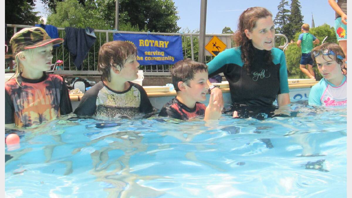 Quinlan Cole, 6, Will Stokell, 8, Liam Rowe, 9, and Thora Cosgriff, 7, with instructor Kali Bierens. Picture: BART McGANN