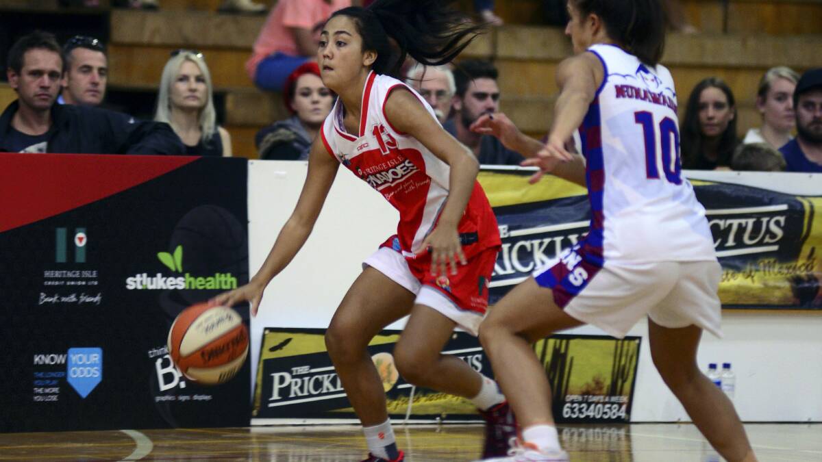 Tahanee Bennell in action for the Tornadoes against  the Nunawading Spectres last month. Tonight the Tornadoes take on Sandringham at  the Elphin Sports Centre. Picture: PHILLIP BIGGS
