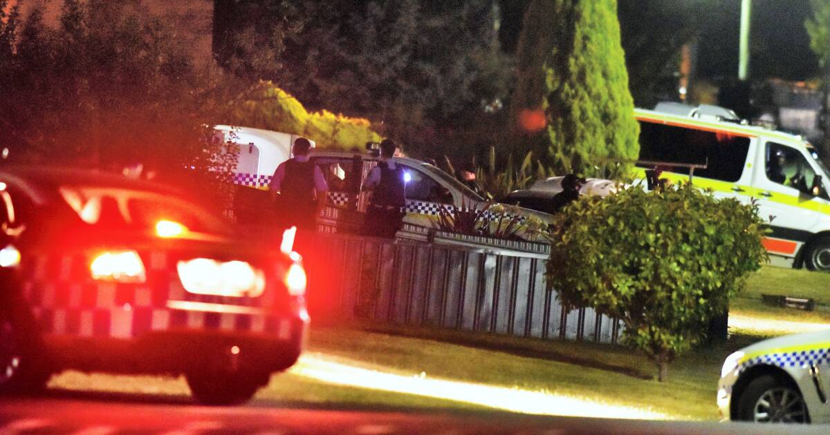 Police Storm Home To End Siege The Examiner Launceston Tas 