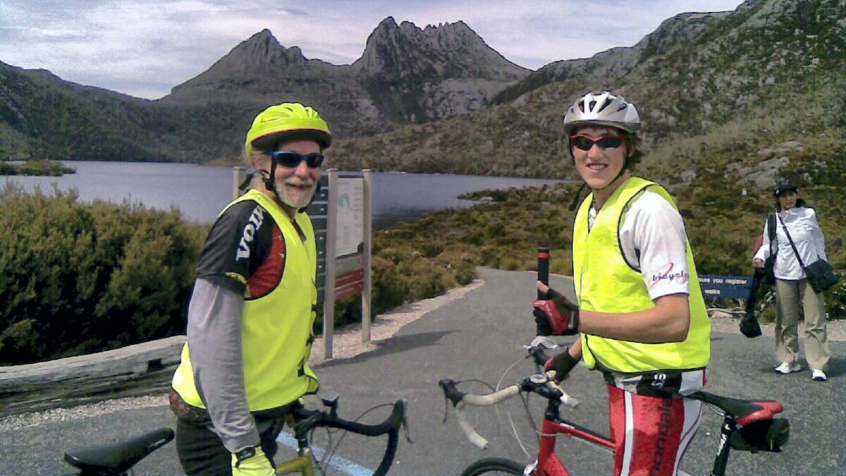 Ric and Nic Easton after their Cradle Mountain bike ride in 2009.