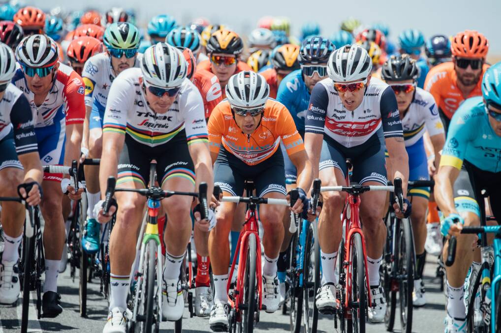 WORLD TRAIL: Richie Porte (centre) on his way to victory at the Tour Down Under in January.