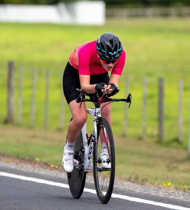 In the pink: Under-19 women's winner Eugenie O'Rourke is a picture of concentration.