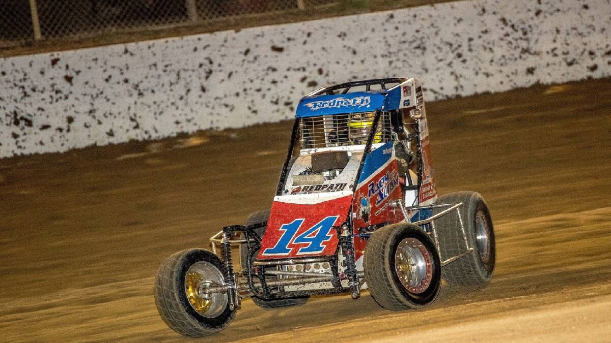 Full force: Luke Redpath in action in his speedcar at Latrobe Speedway. Picture: Angryman Photography