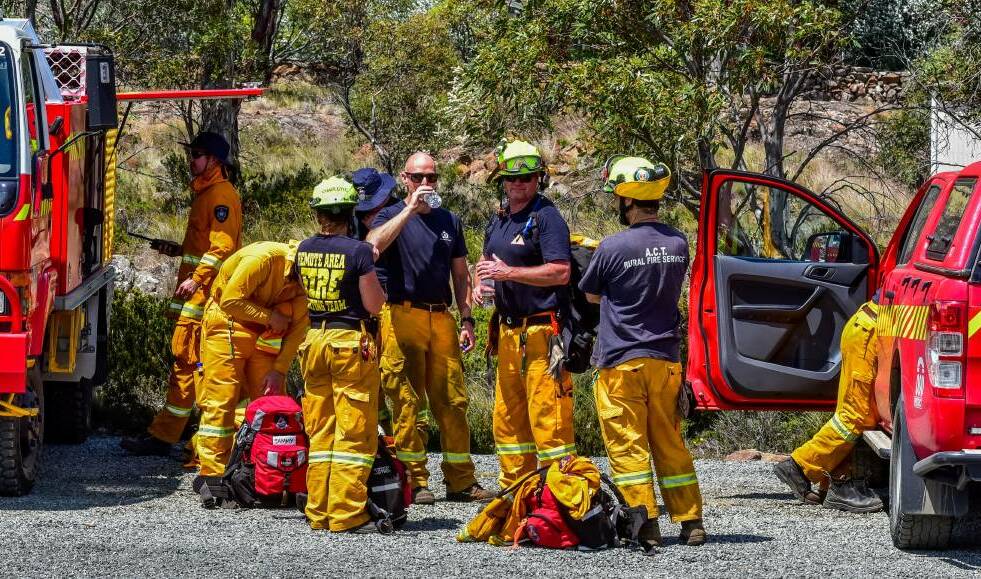 HELPING HAND: Additional firefighters from New Zealand are due on Wednesday to help the TFS battle fires across the state. Picture: Neil Richardson. 
