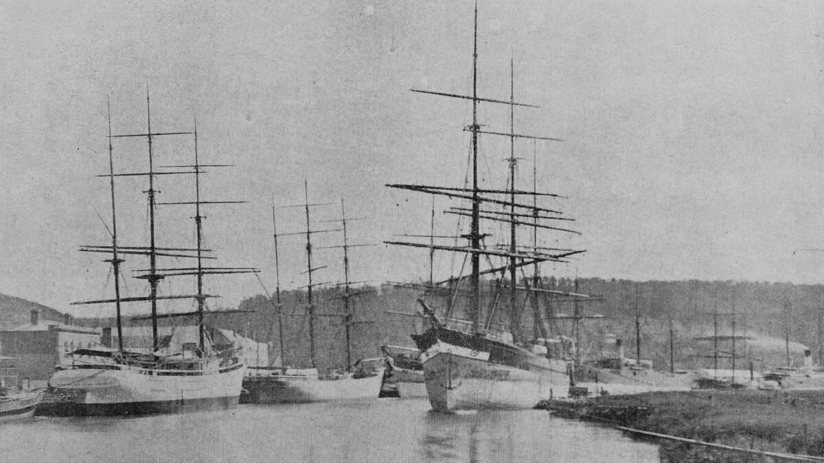 Ships line the North Esk in 1885 in a photo of the wharf by The Weekly Courier.