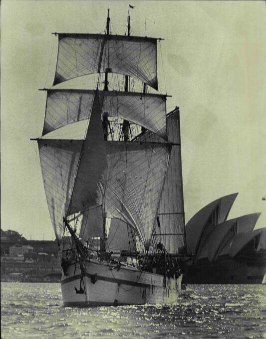 MARITIME HISTORY: A replica of the HMAS Endeavour leaving Sydney Harbour in 1971. Picture: Robert Pearce