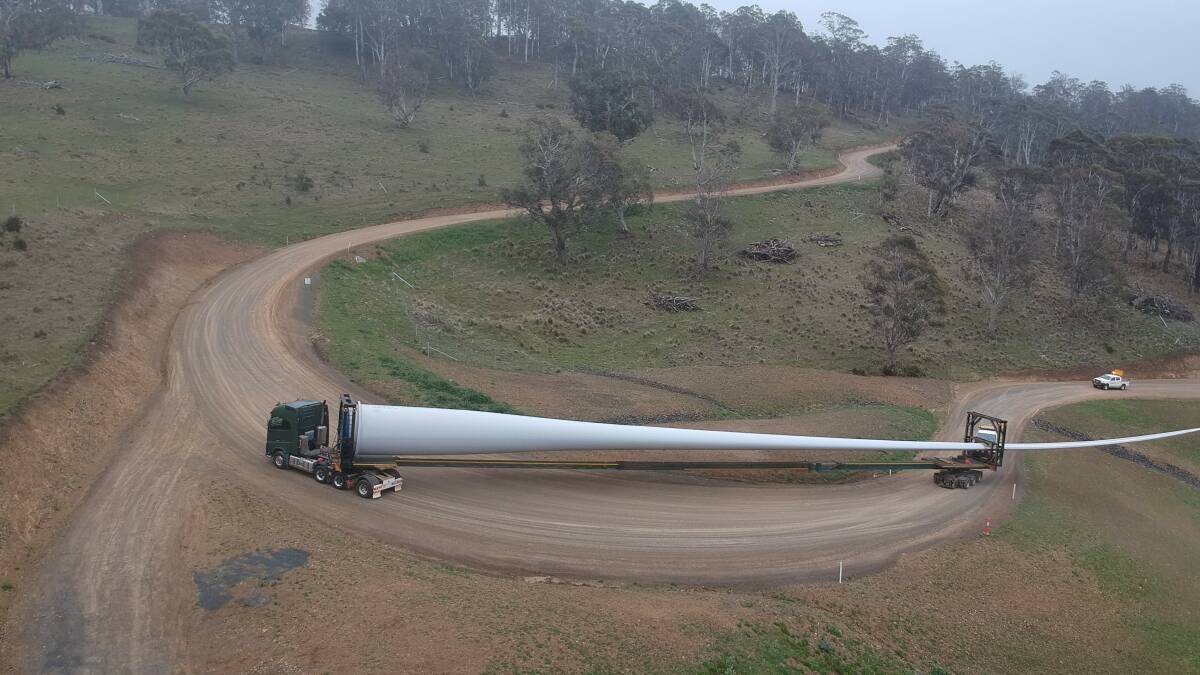 Final wind turbine blade delivered to Cattle Hill