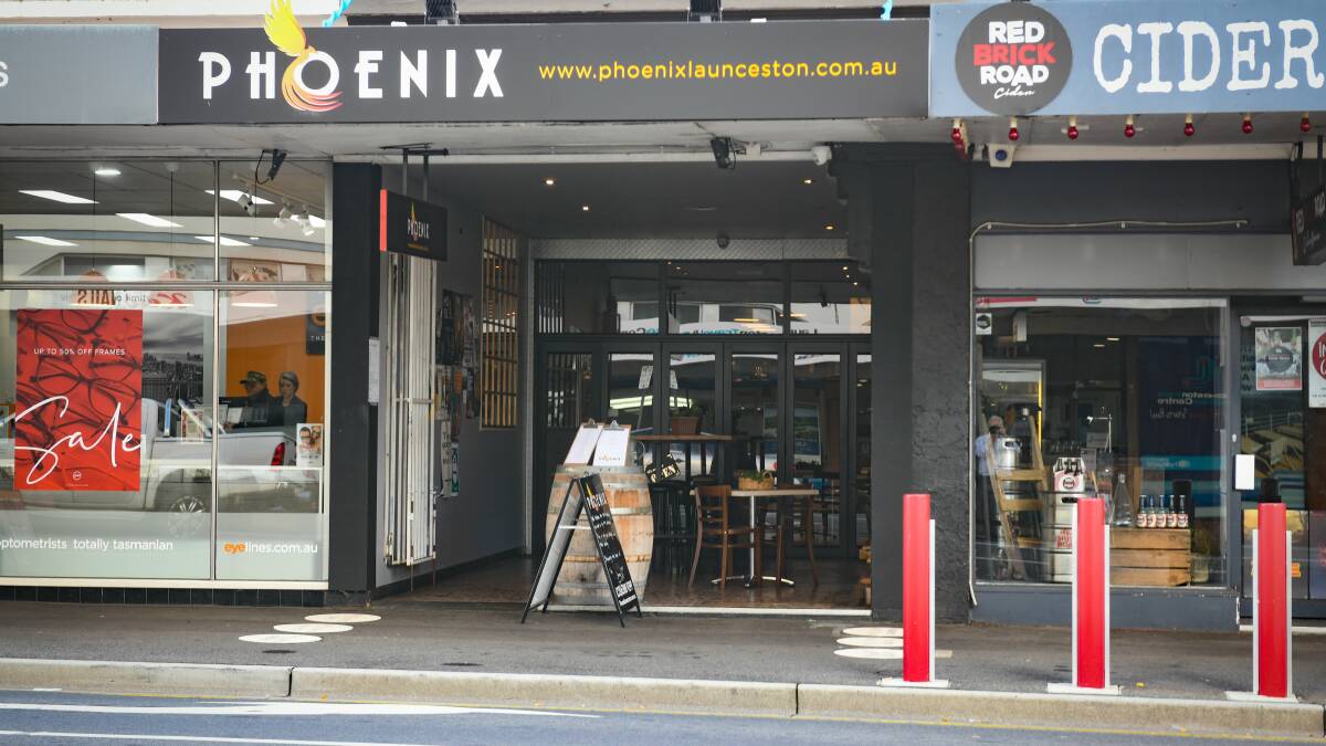 Phoenix applies to extend its hours