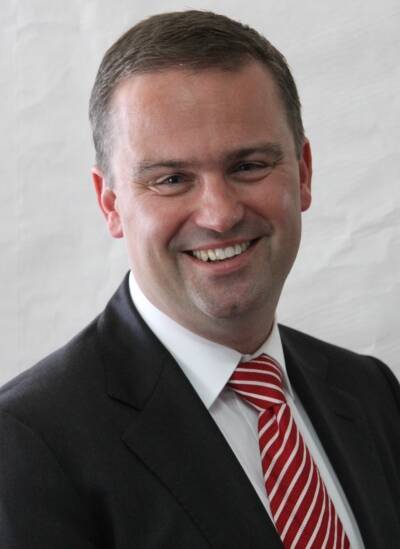 Bartlett reinstated as Premier, Labor to rule in minority