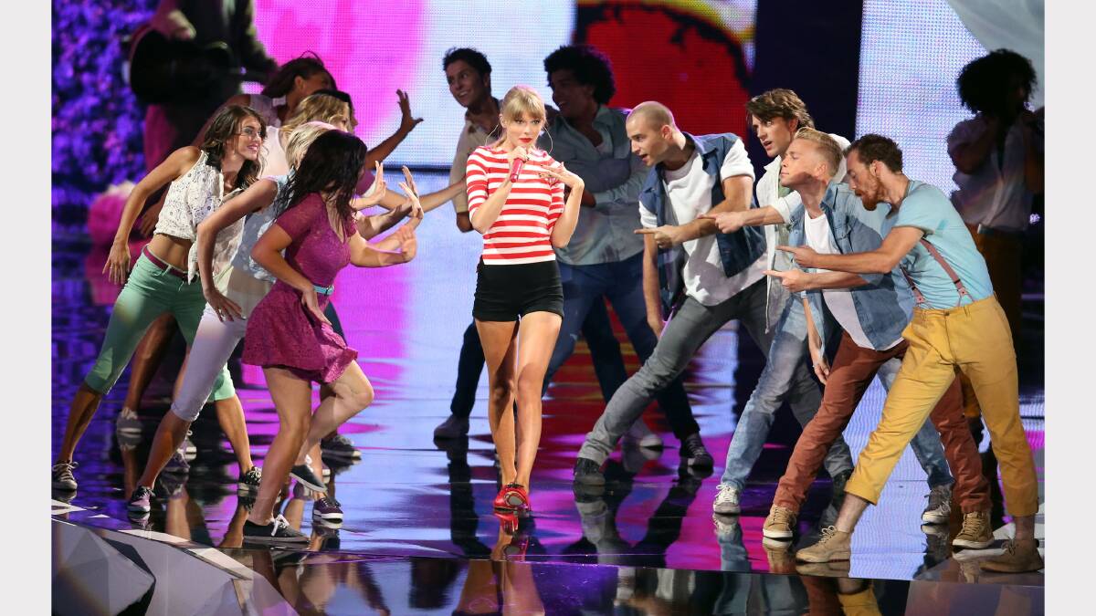 Lockhart Brownlie performing onstage with singer Taylor Swift during the 2012 MTV Video Music Awards in Los Angeles. 