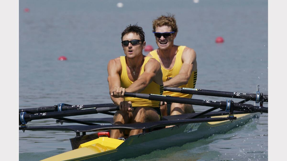 Anthony Edwards and Haimish Karrasch of Australia in action in the Lightweight Mens Double Sculls during the World Rowing Championships at Fila Idropark in Milan, Italy in 2003.