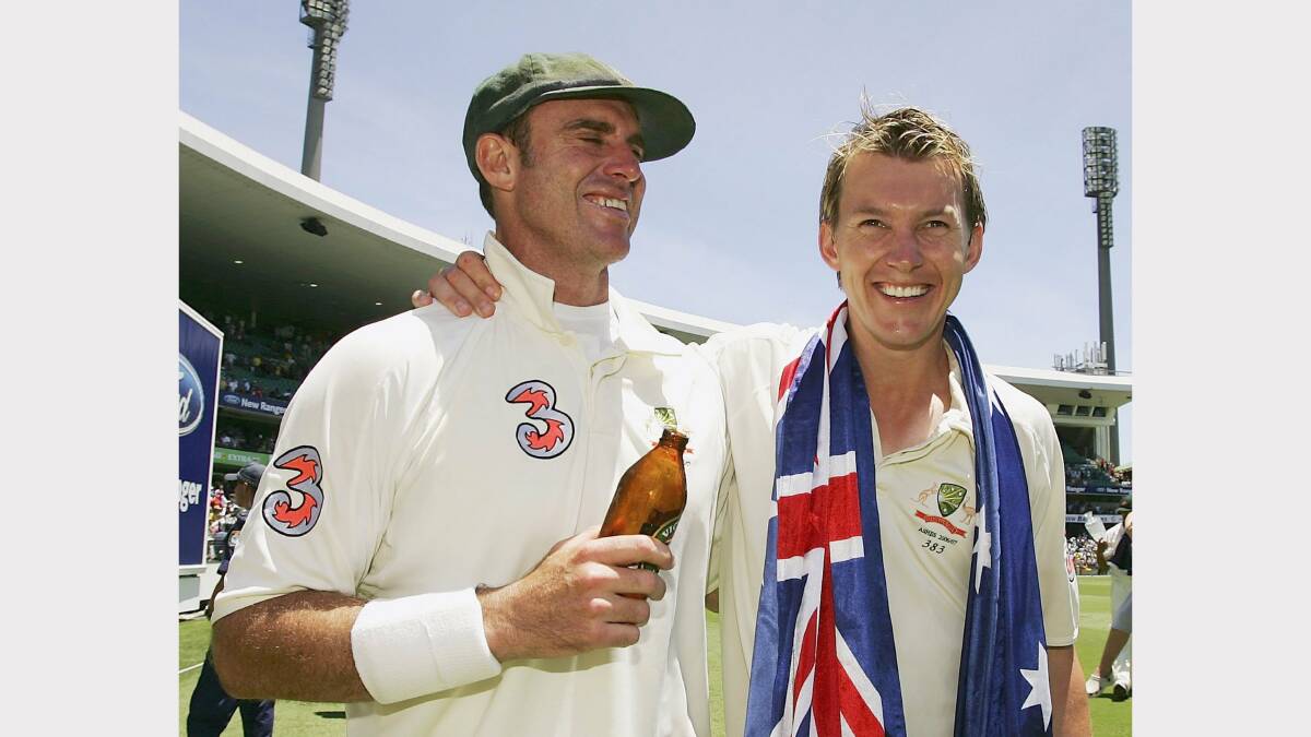 Matthew Hayden and Brett Lee have signed of for Ricky Ponting's tribute match.