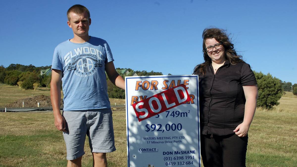 First home builders Jamie Milbourne and Amber Thornton.