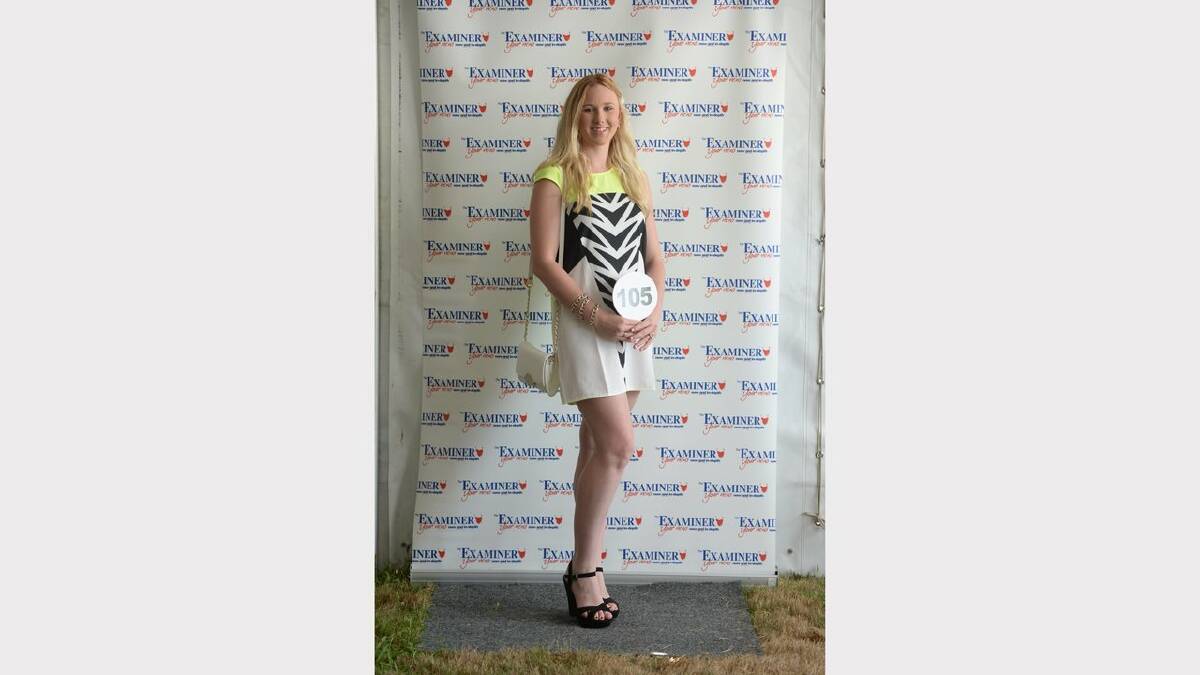 Gallery four of entrants in The Examiner's Fashions On The Field for 2014