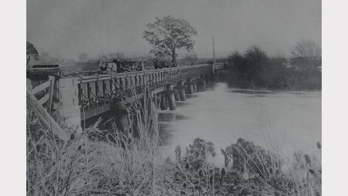 Northern floods - the Hobler's Bridge at St Leonards. The Weekly Courier, August 1, 1903.