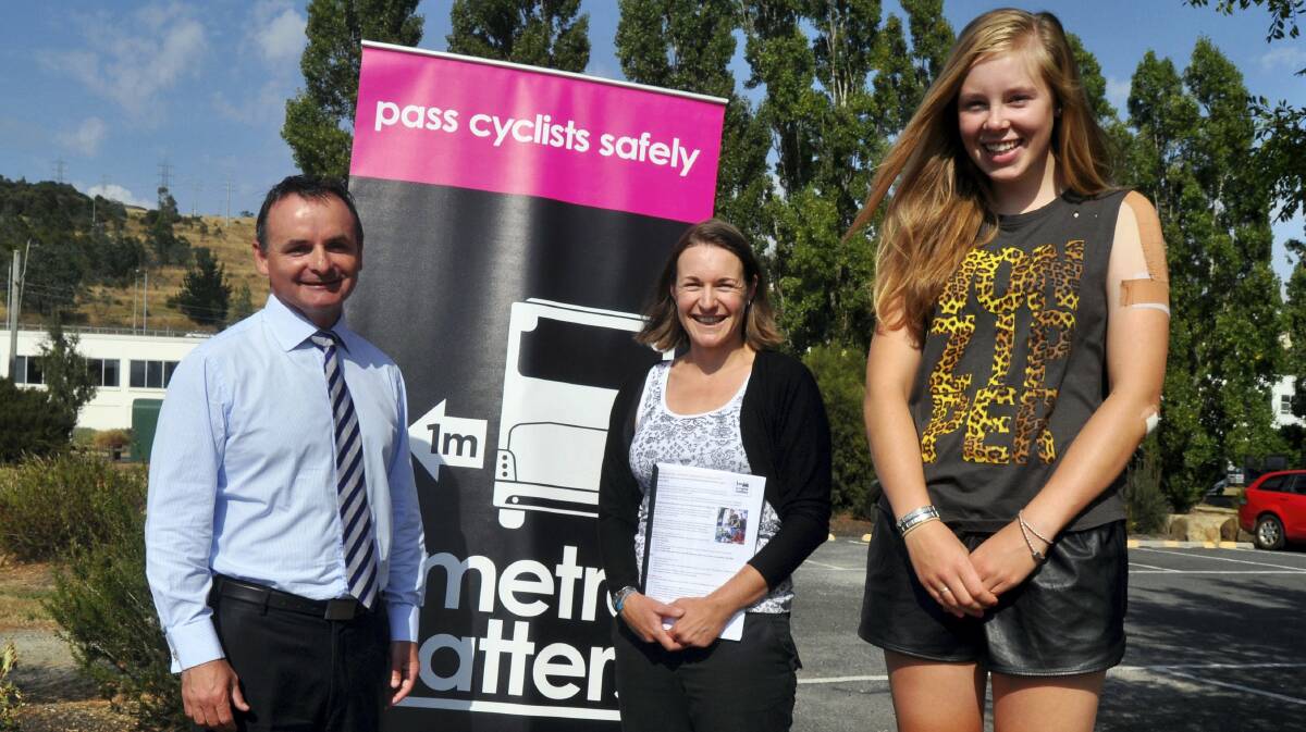 Infrastructure Minister David O'Byrne, Amy Gillett Foundation ambassador and former elite cyclist Louise Padgett  and world junior cycling champion Lauren Perry, of Launceston.